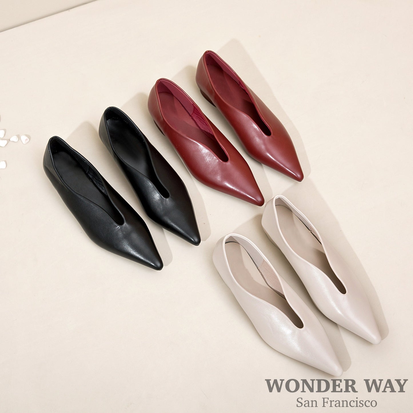 Women Retro Pointed Toe Flats | Low Heel Flats | Handmade leather slip on shoes | Women Mules Shoes | Soft Dress Shoes